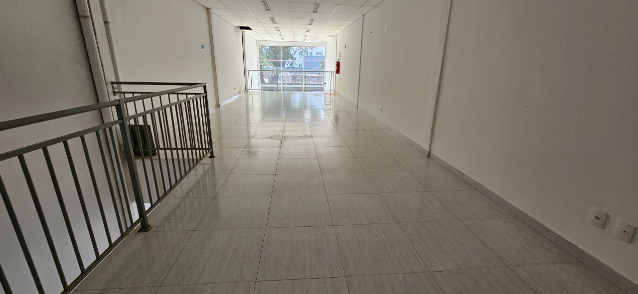 Sala para aluguel no Centro: 