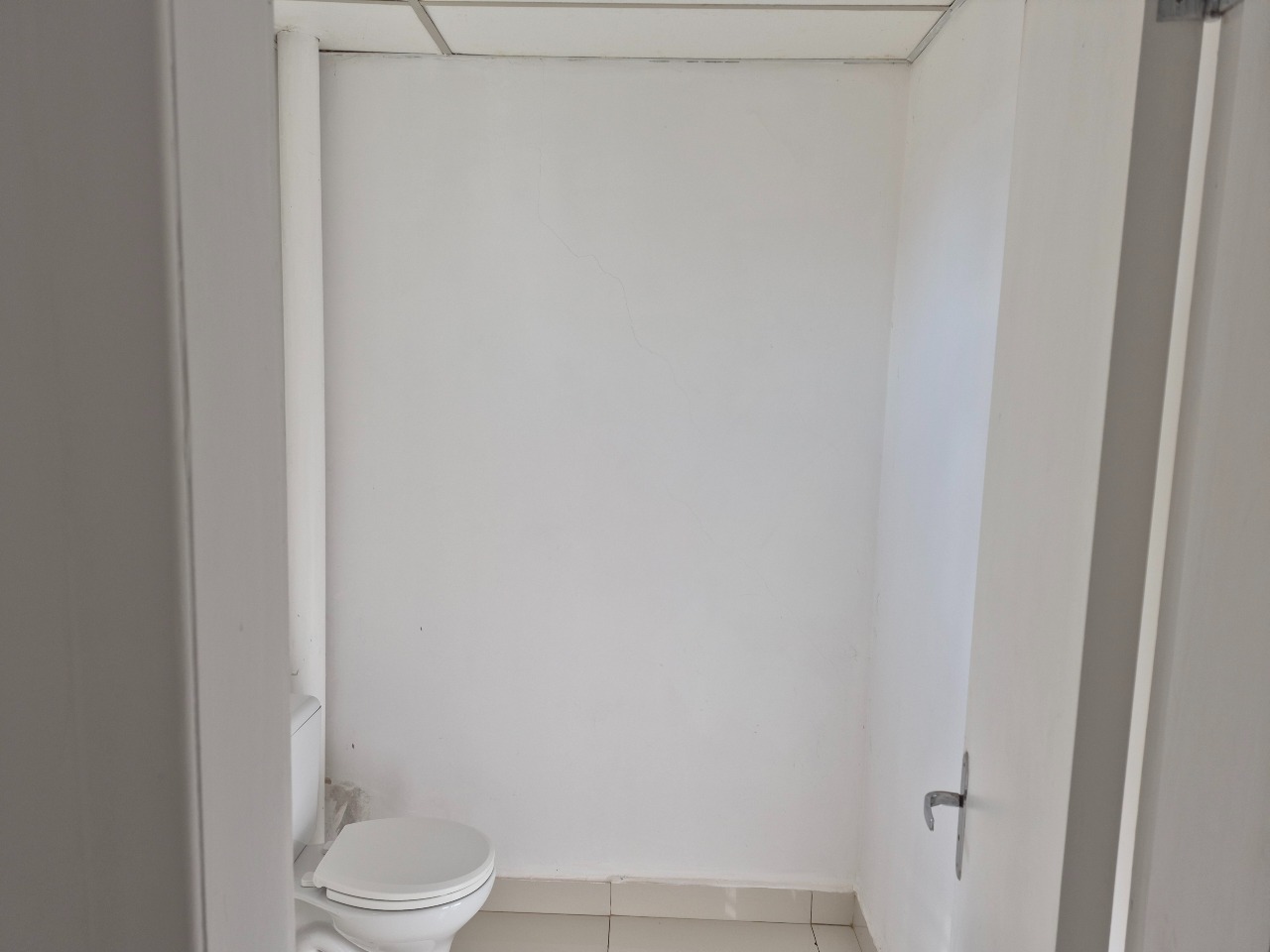 Sala para aluguel no Centro: 