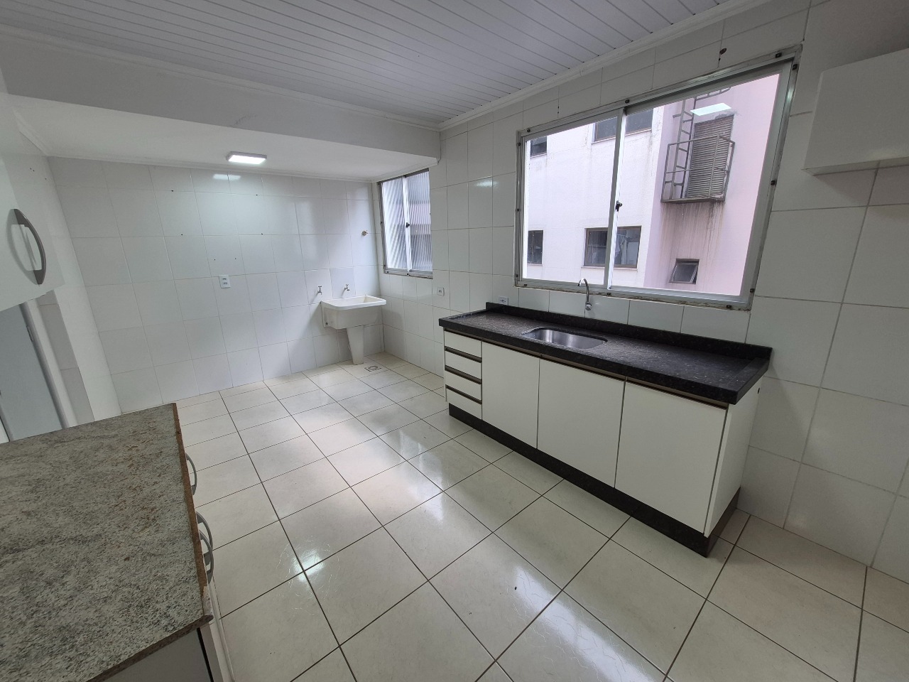 Apartamento para aluguel no Centro: 