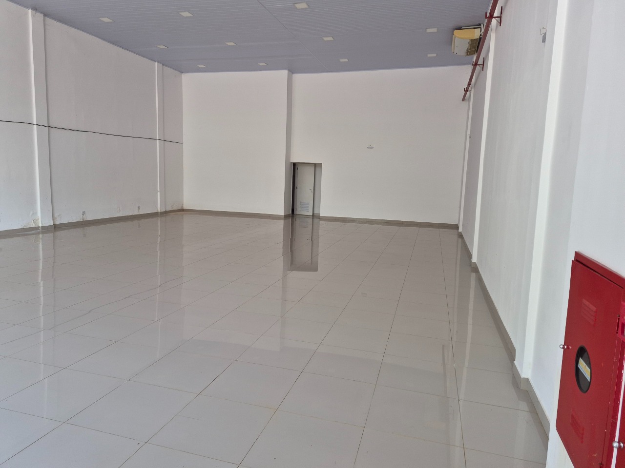 Sala para aluguel no Centro: 