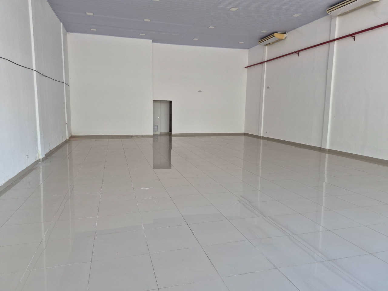 Sala para aluguel no Centro: 