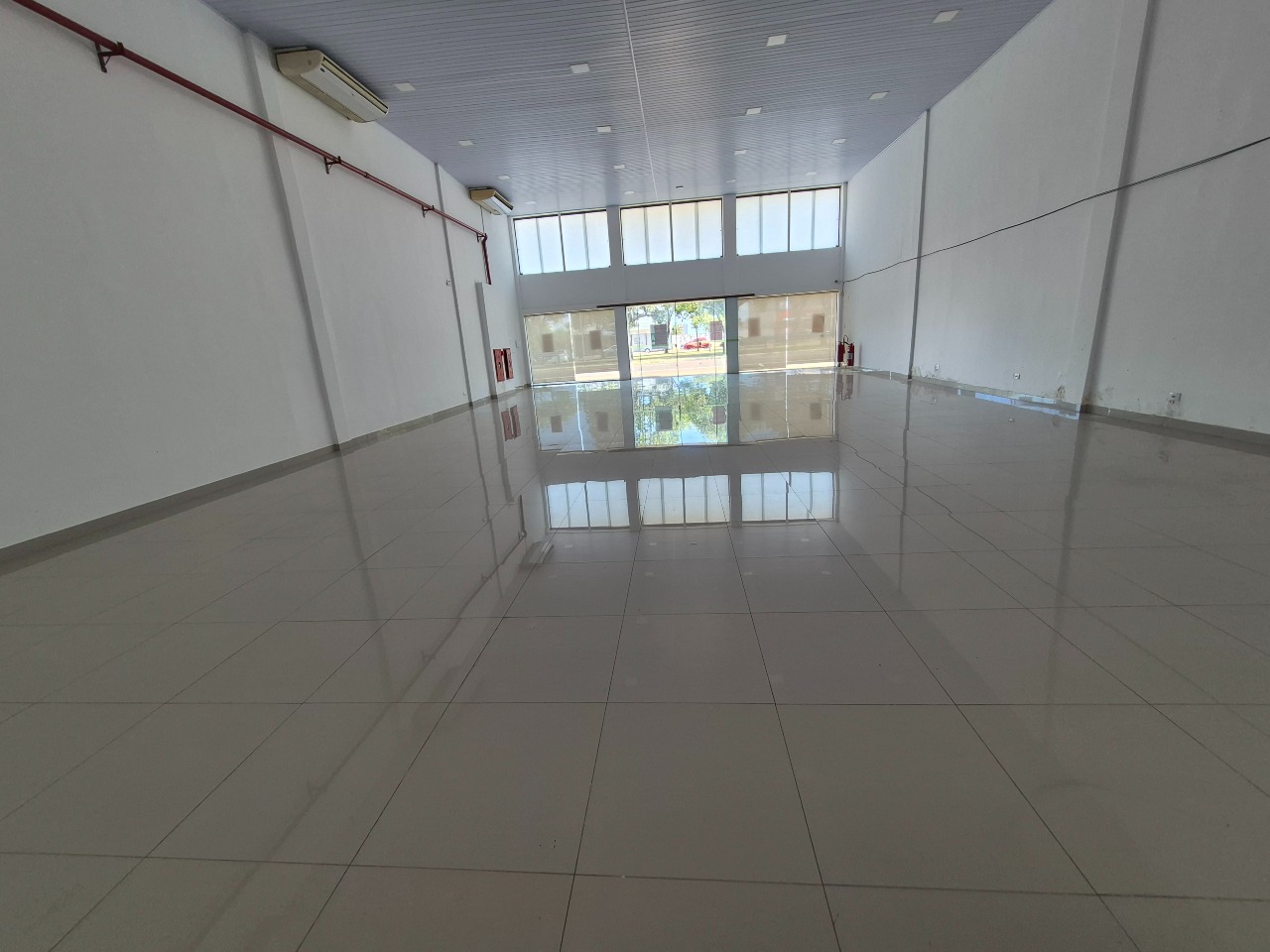 Sala para aluguel no Centro: 