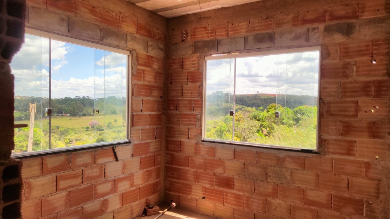 Casa à venda no Jequitibá: 