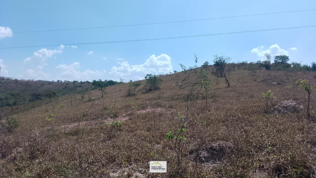 Terreno à venda no Tupanuara : 