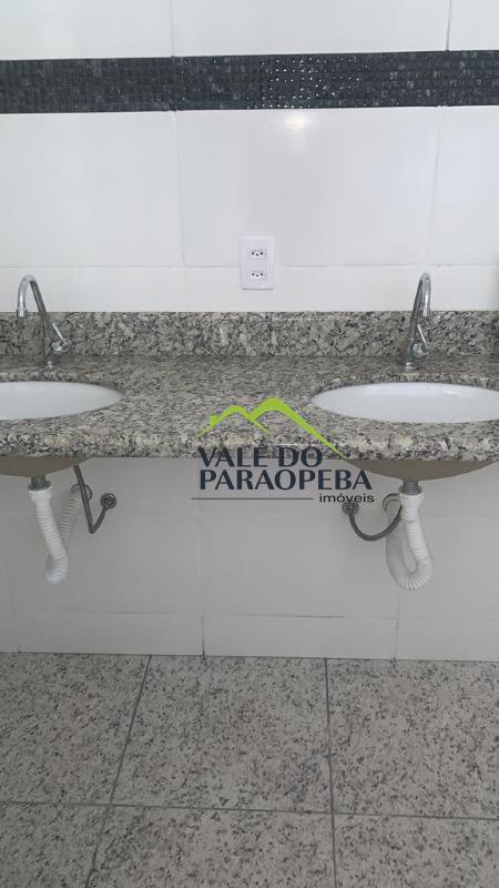 Casa à venda no Jardim das Roseiras: 