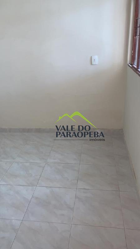 Casa à venda no Jardim das Roseiras: 