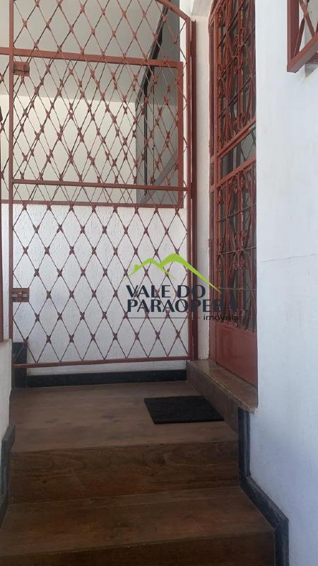 Casa à venda no Jardim das Roseiras: 