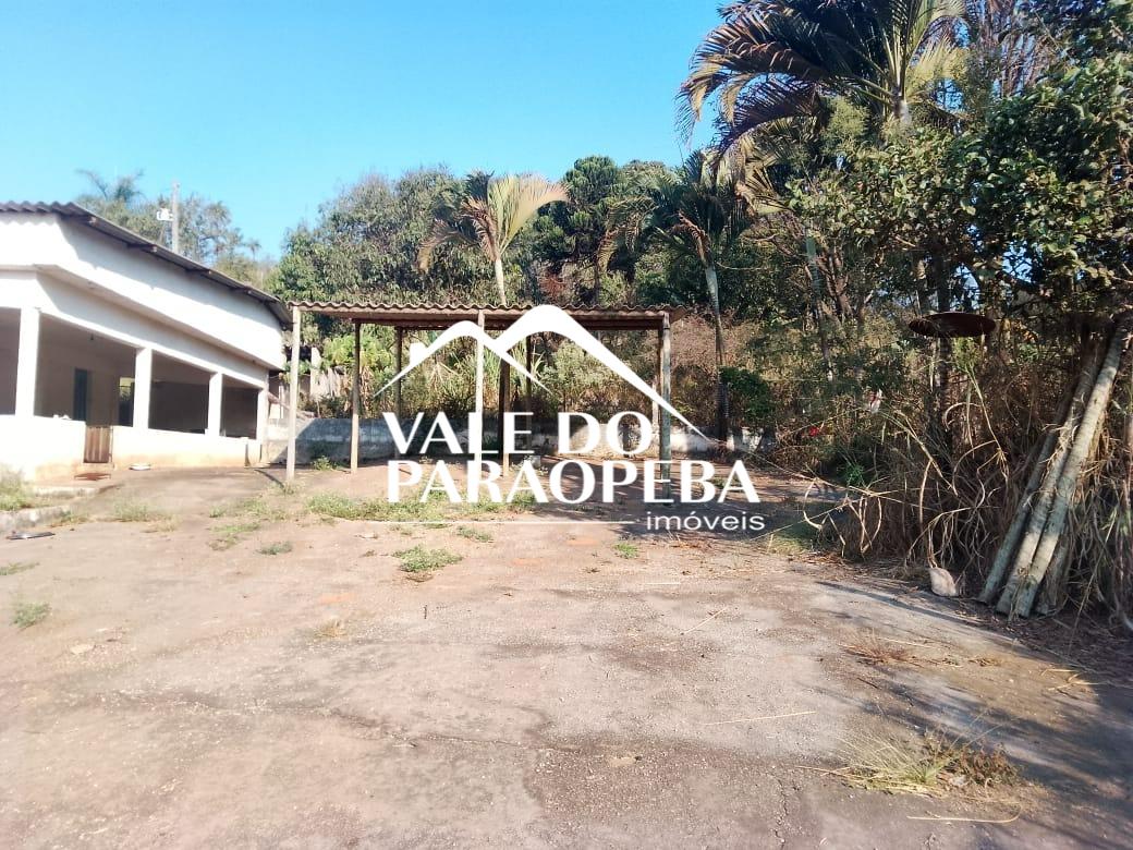 Sítio à venda no Tupanuara : 