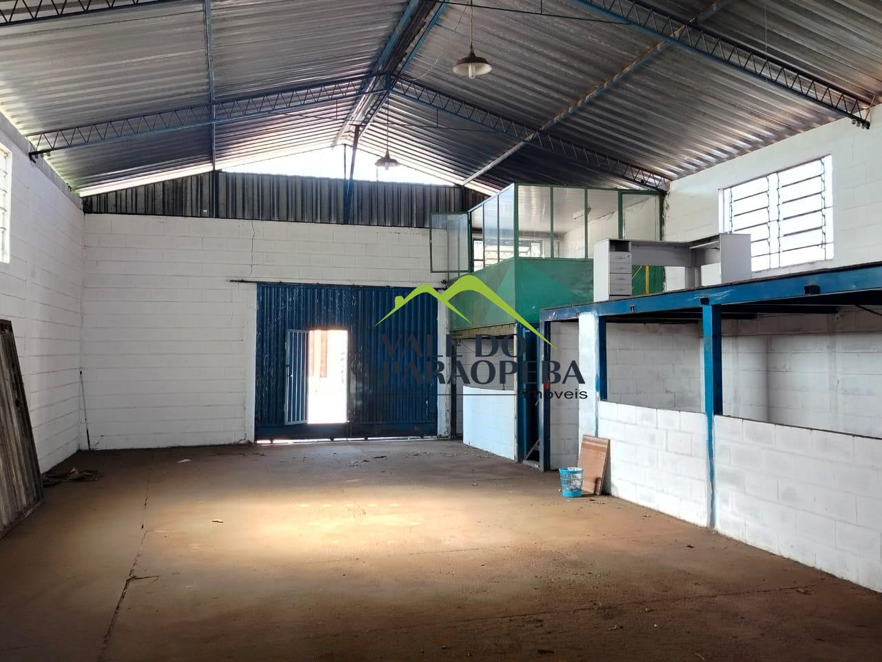 Galpão à venda no Bicas Velha : 