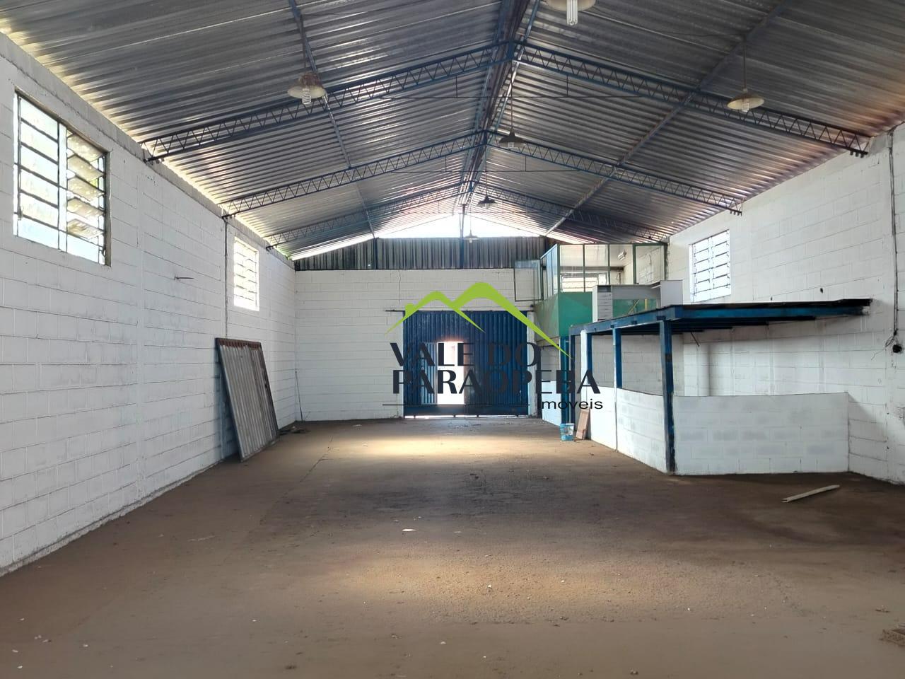 Galpão à venda no Bicas Velha : 