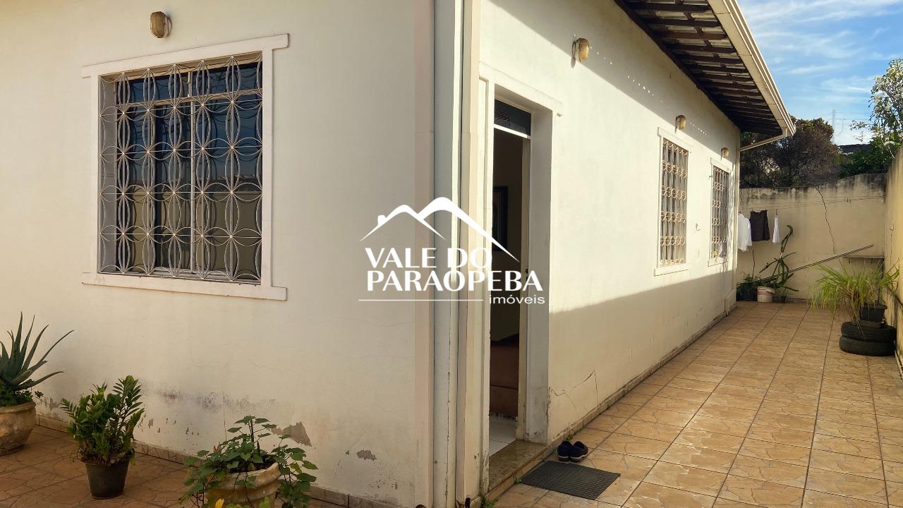 Casa à venda no Flor de Minas: 