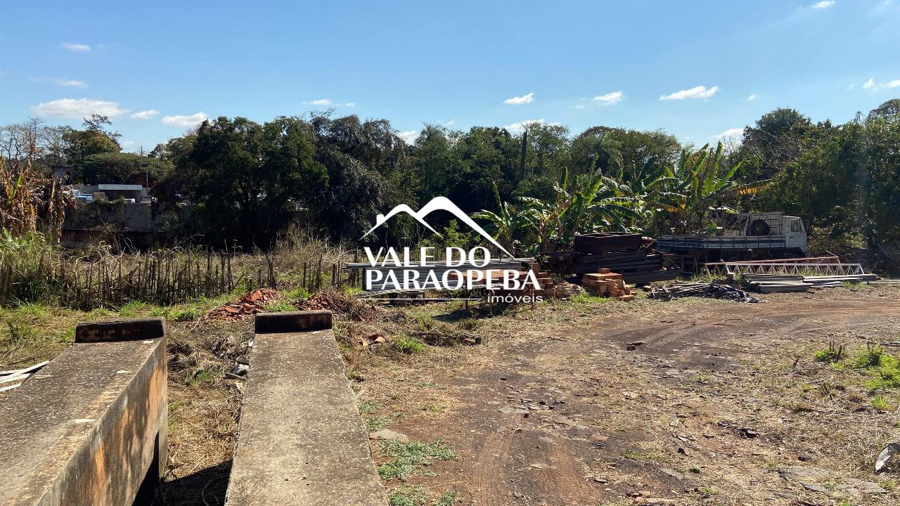 Lote à venda no Estancia Paraopeba : 