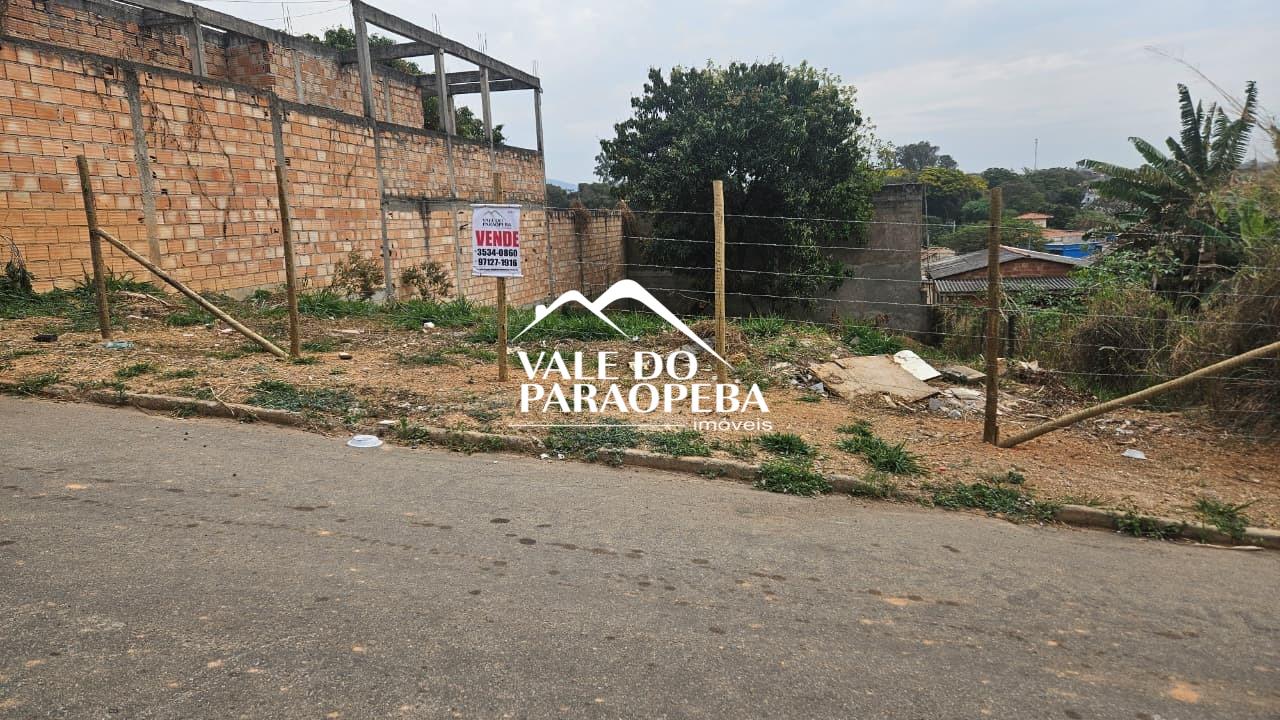 Lote à venda no Resplendor: 