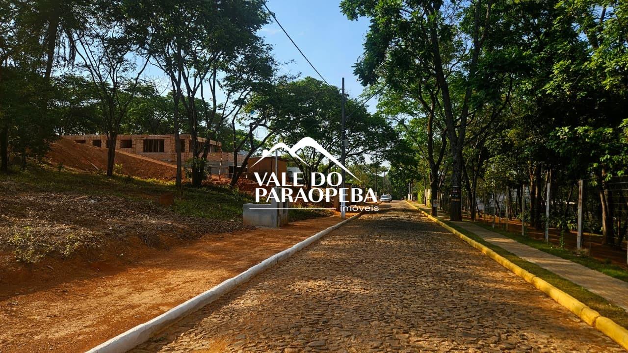Lote à venda no Condomínio Vale do Cedro: 