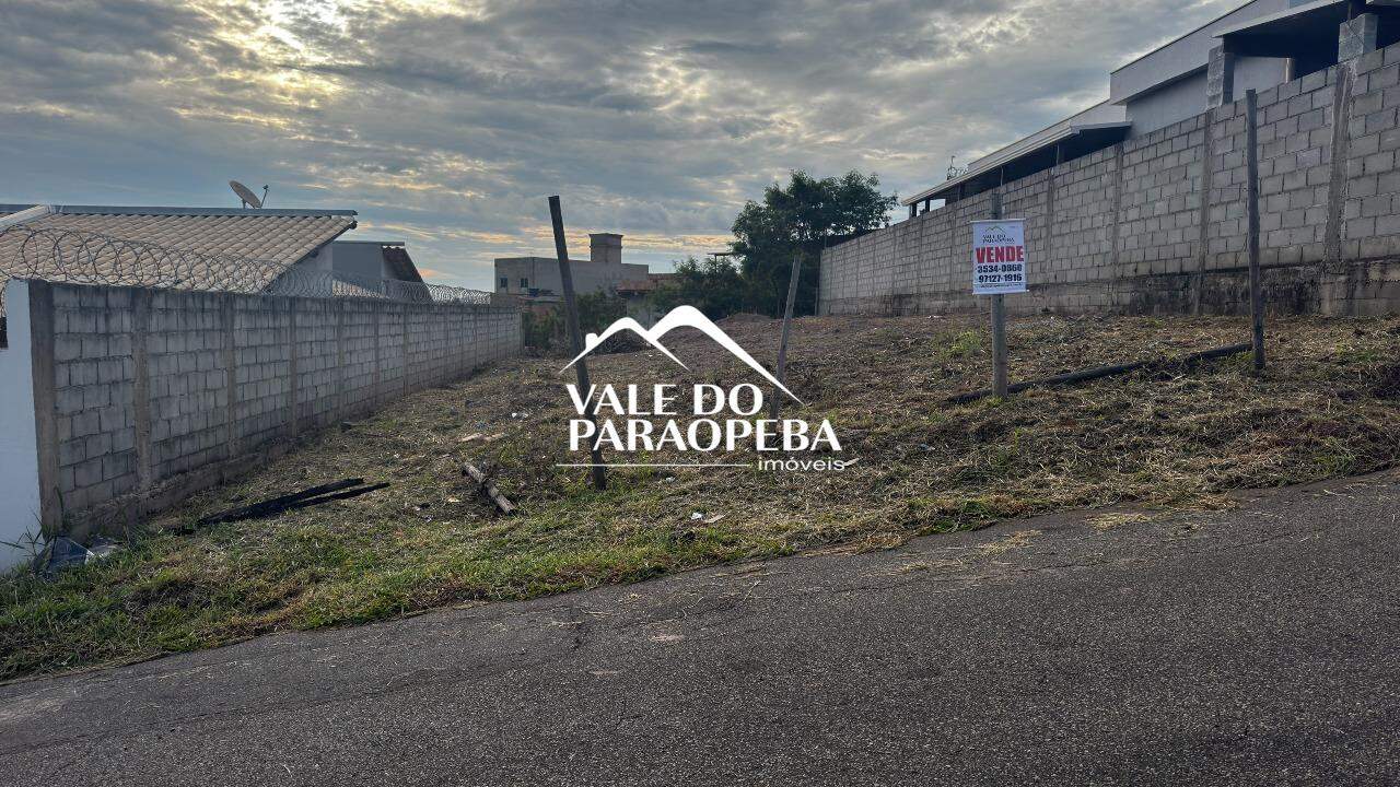 Lote à venda no Pedra Branca: 
