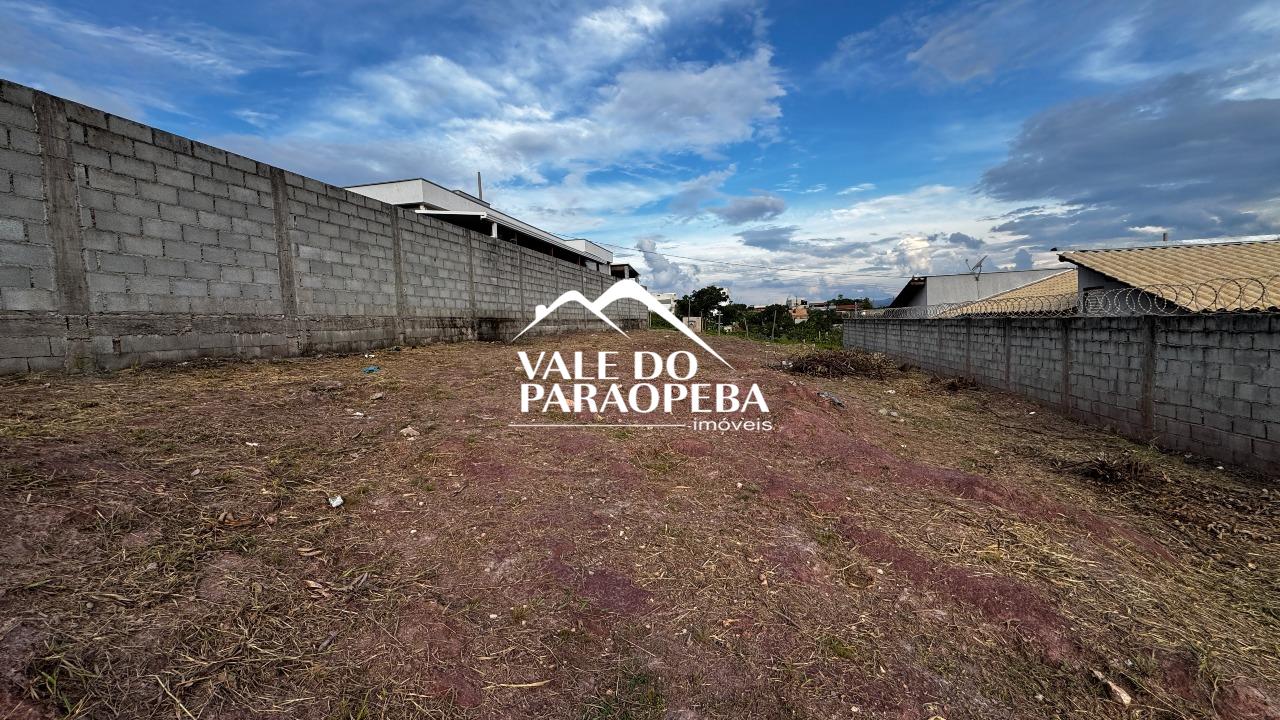 Lote à venda no Pedra Branca: 