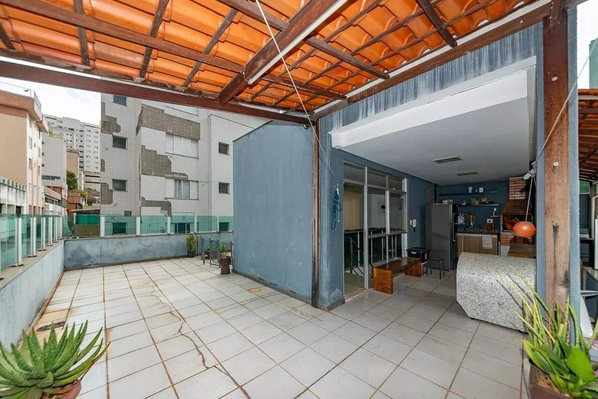 Imagem do imóvel Cobertura à venda, 3 quartos, 1 suíte, 2 vagas, Buritis - Belo Horizonte/MG