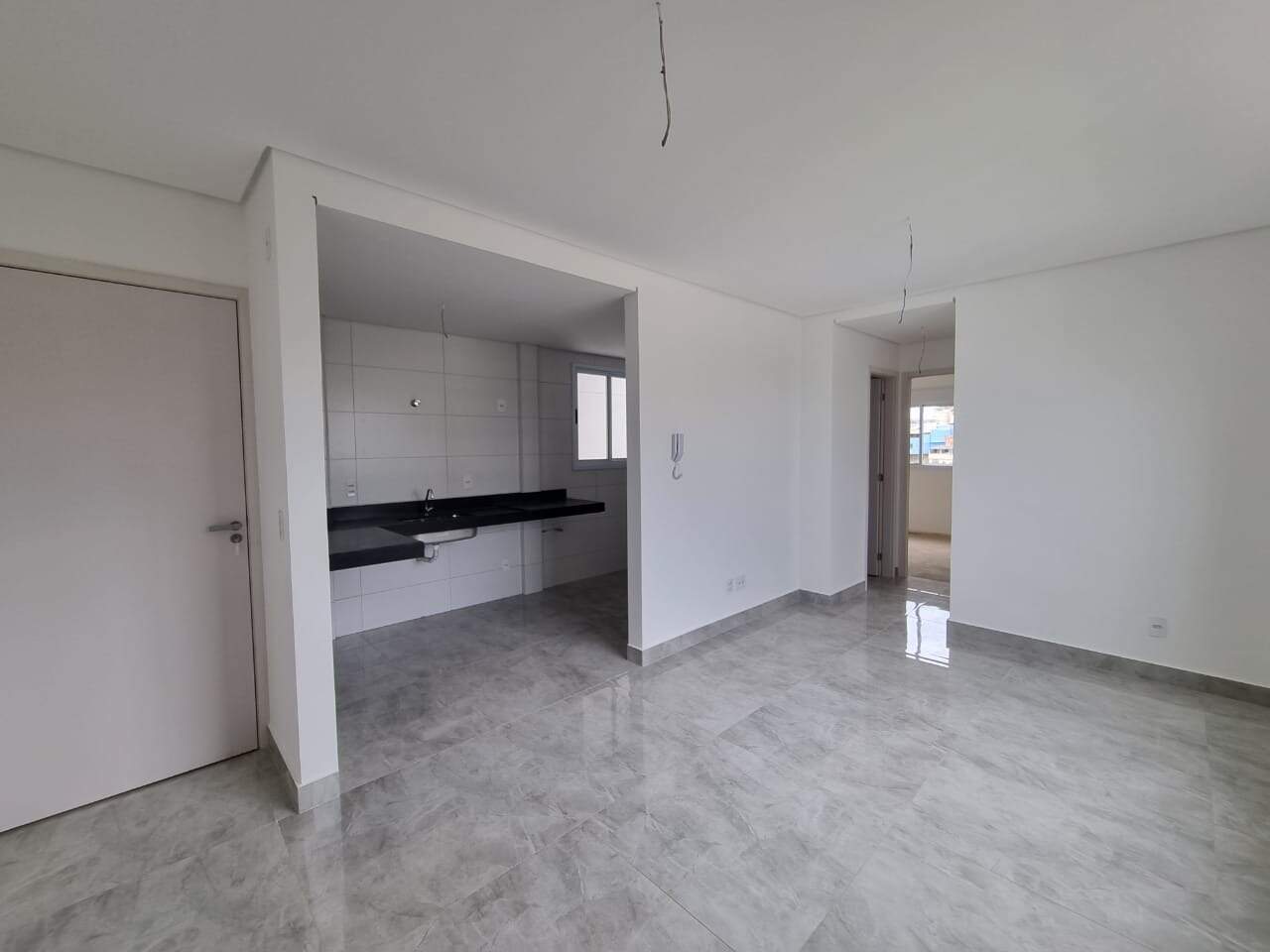 Imagem do imóvel Apartamento para aluguel, 2 quartos, 1 suíte, 2 vagas, Buritis - Belo Horizonte/MG