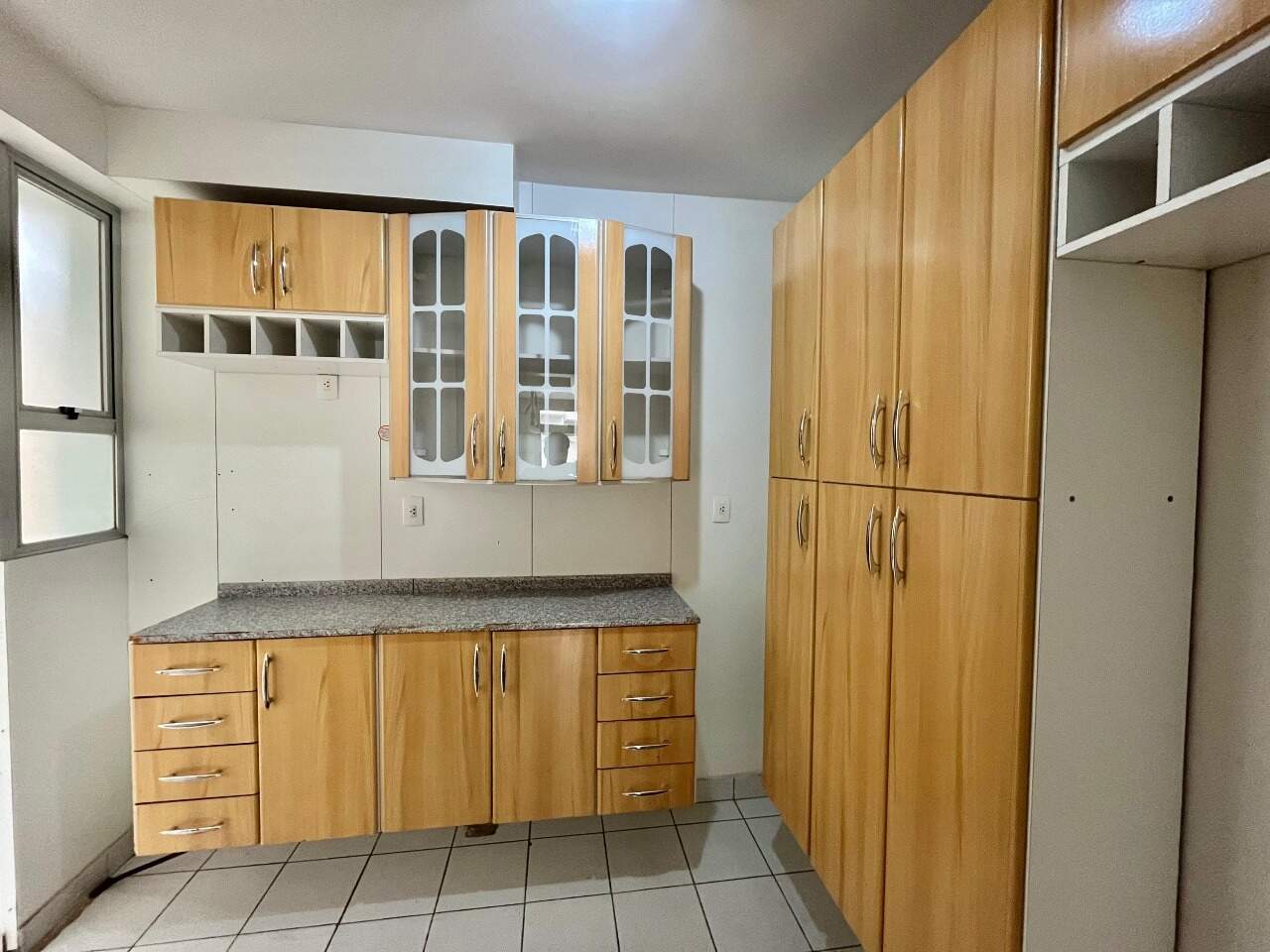Imagem do imóvel Apartamento para aluguel, 3 quartos, 1 suíte, 2 vagas, Buritis - Belo Horizonte/MG