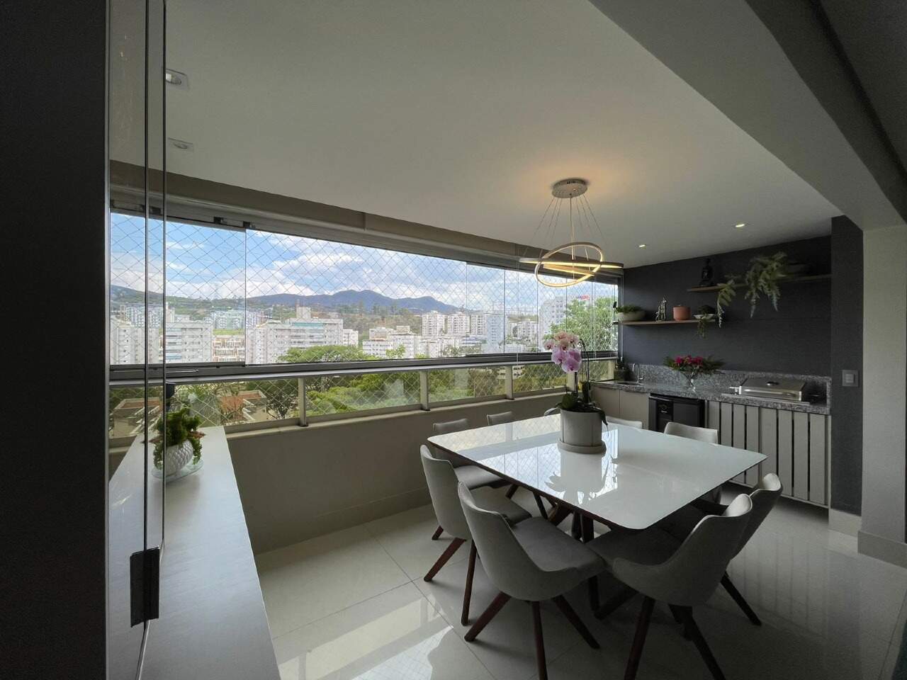 Imagem do imóvel Apartamento à venda, 4 quartos, 1 suíte, 2 vagas, Buritis - Belo Horizonte/MG