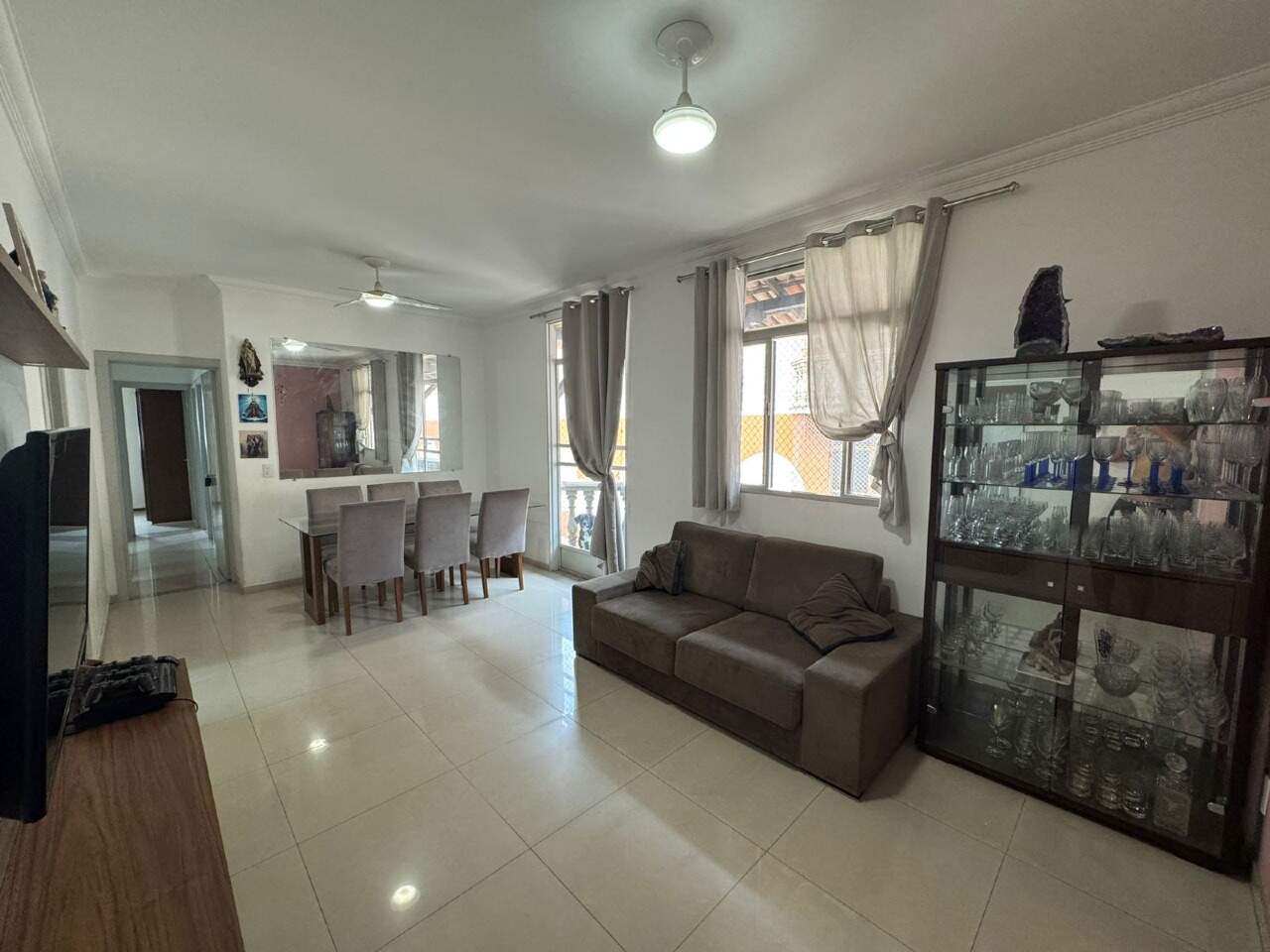 Imagem do imóvel Apartamento à venda, 4 quartos, 1 suíte, 2 vagas, Estoril - Belo Horizonte/MG