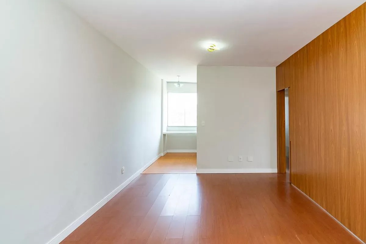 Imagem do imóvel Apartamento com 3 quartos para alugar no Buritis em Belo Horizonte de 80m²