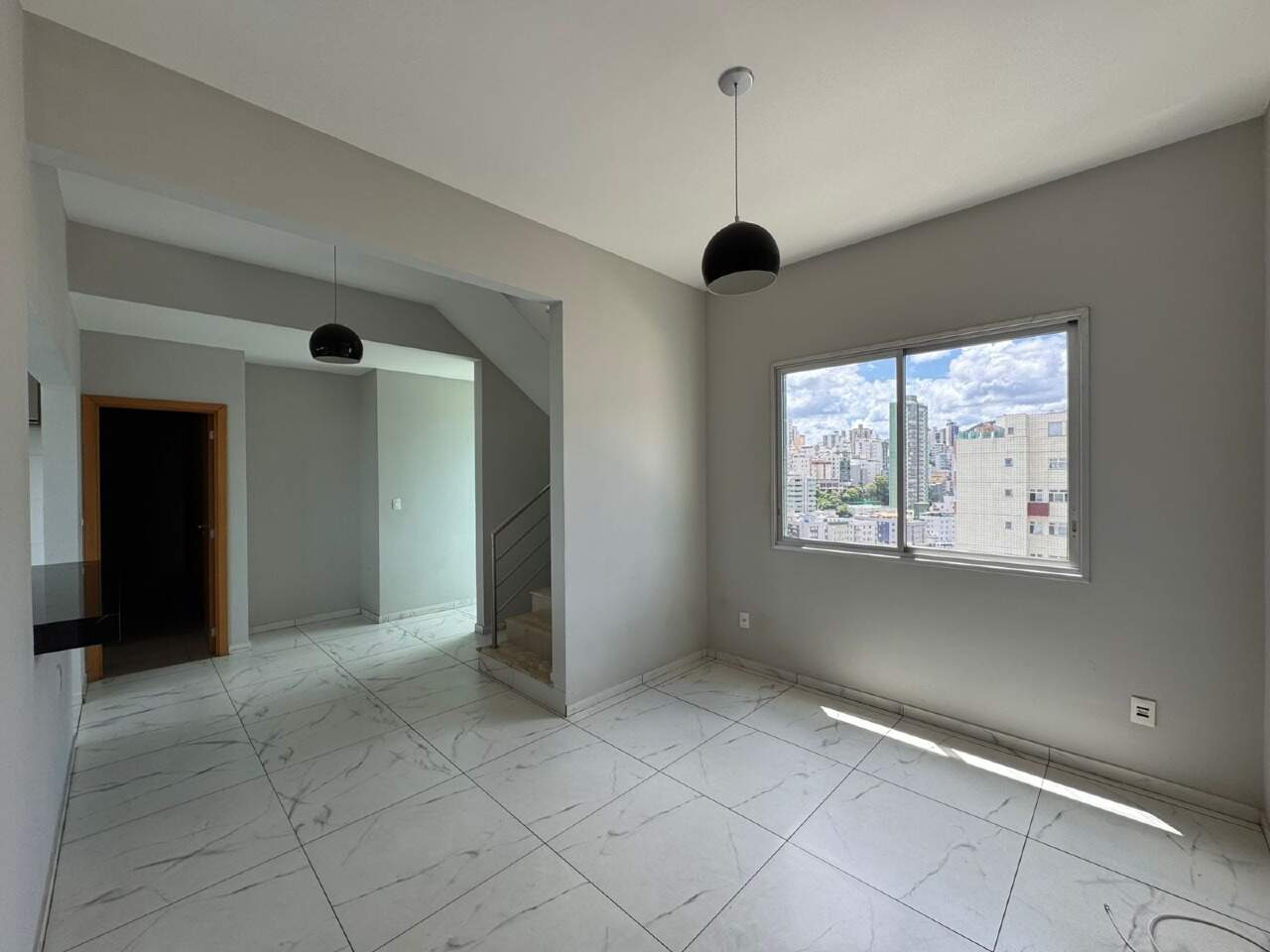 Imagem do imóvel Cobertura à venda, 3 quartos, 1 suíte, 2 vagas, Buritis - Belo Horizonte/MG