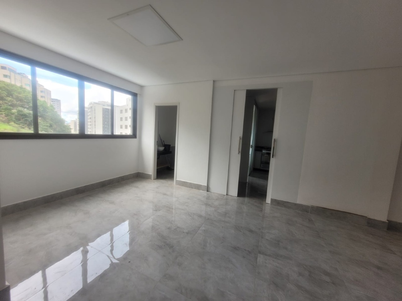 Imagem do imóvel Apartamento para aluguel, 2 quartos, 2 suítes, 2 vagas, Buritis - Belo Horizonte/MG