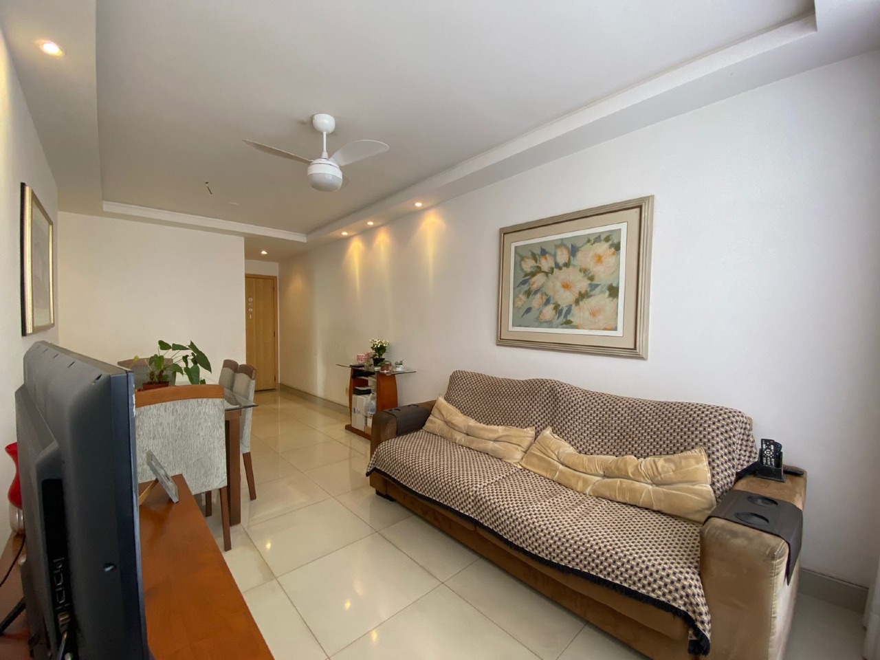 Imagem do imóvel Apartamento para aluguel, 3 quartos, 1 suíte, 2 vagas, Buritis - Belo Horizonte/MG