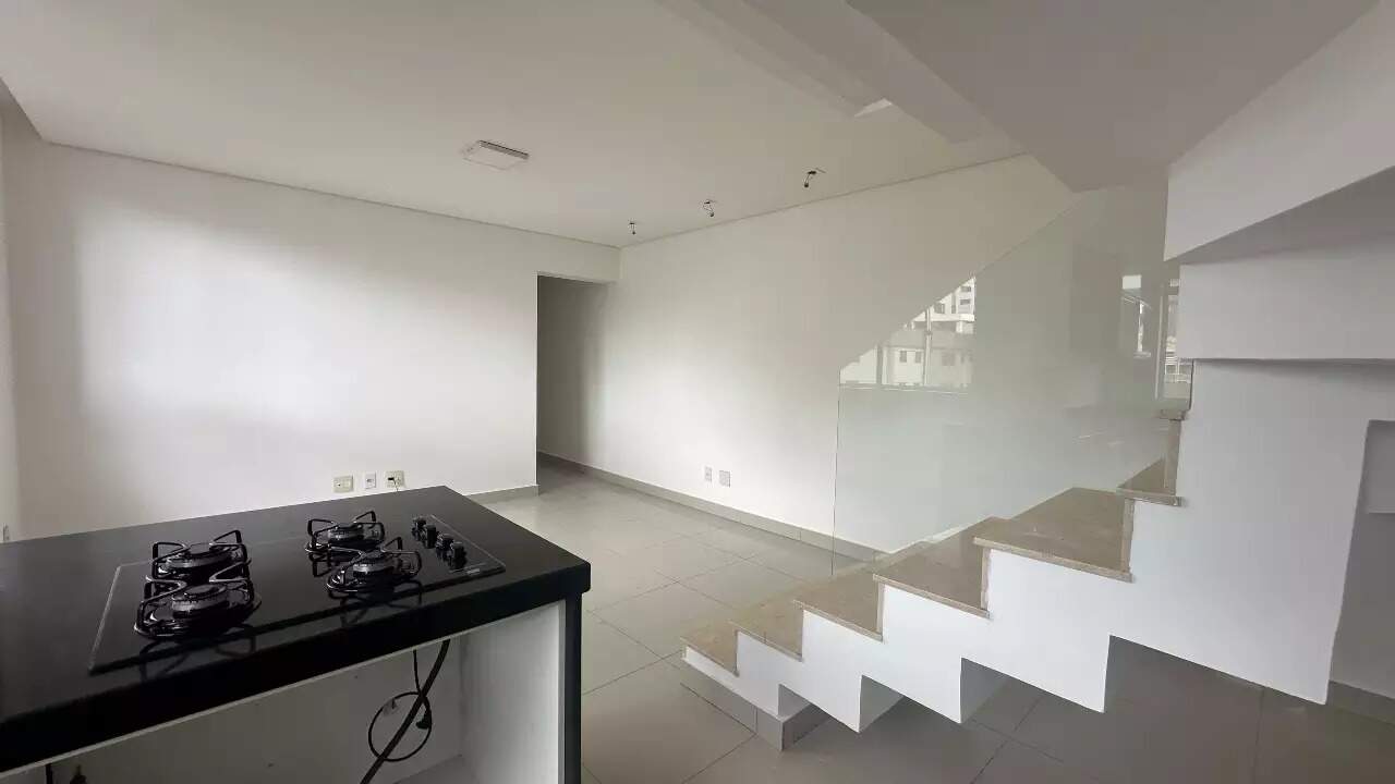 Imagem do imóvel Cobertura para aluguel, 2 quartos, 1 suíte, 2 vagas, Buritis - Belo Horizonte/MG