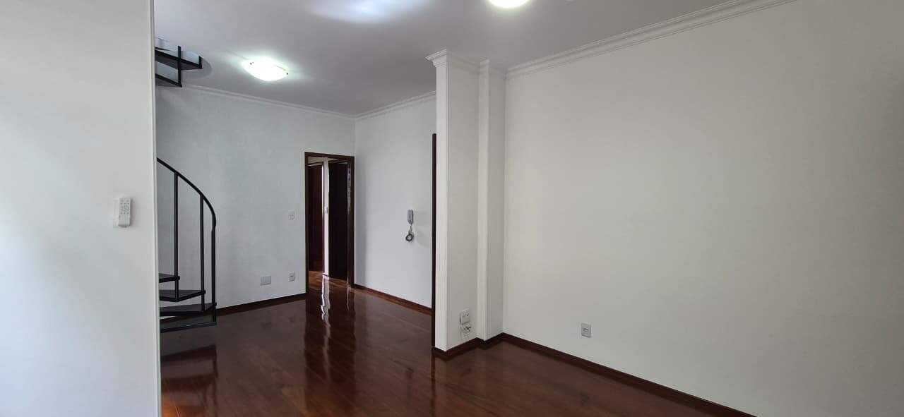 Imagem do imóvel Cobertura com 4 quartos para alugar no Buritis em Belo Horizonte de 220m²