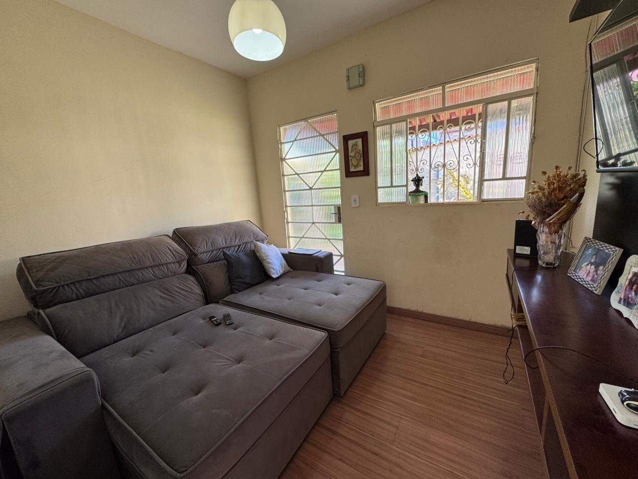 Imagem do imóvel Casa para aluguel, 3 quartos, 4 vagas, Palmeiras - Belo Horizonte/MG