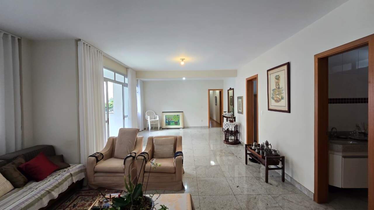 Imagem do imóvel Apartamento para aluguel, 4 quartos, 2 suítes, 3 vagas, Buritis - Belo Horizonte/MG
