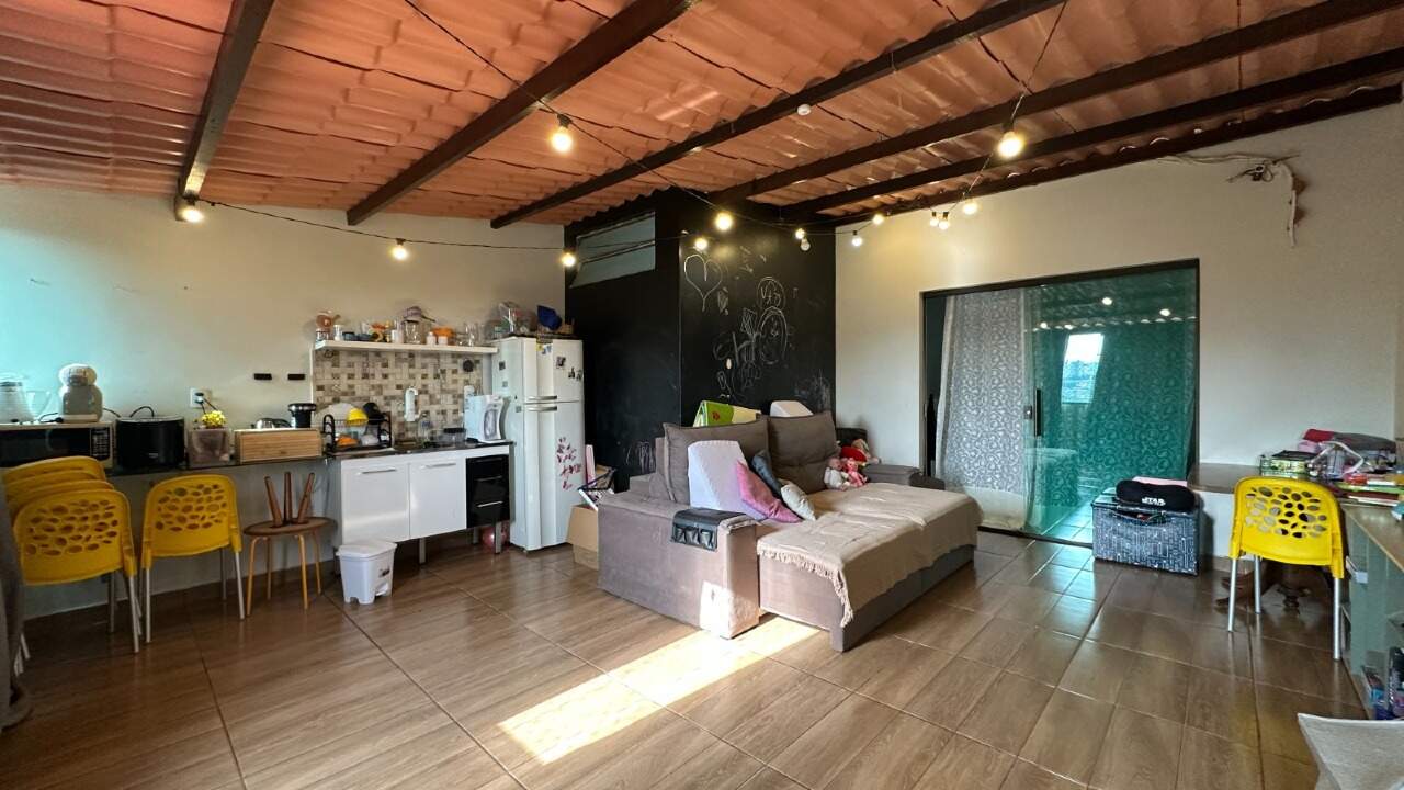 Imagem do imóvel Casa à venda, 4 quartos, 2 vagas, Palmeiras - Belo Horizonte/MG