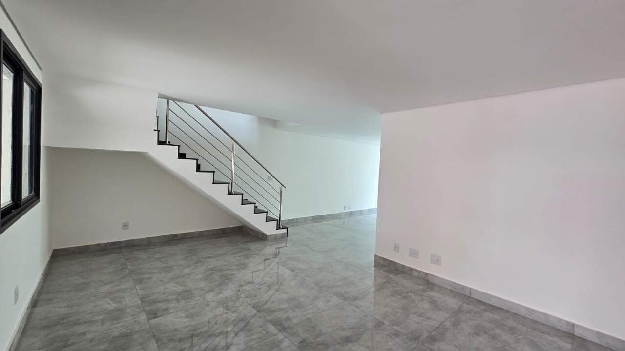 Imagem do imóvel Casa para aluguel, 3 quartos, 1 suíte, 3 vagas, Buritis - Belo Horizonte/MG
