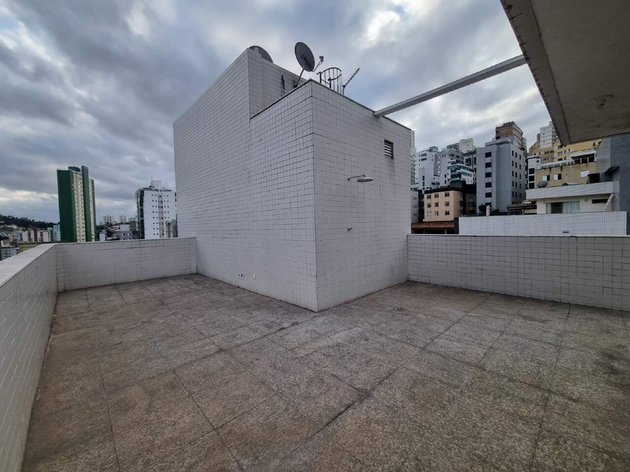 Imagem do imóvel Cobertura para aluguel, 4 quartos, 2 suítes, 3 vagas, Buritis - Belo Horizonte/MG