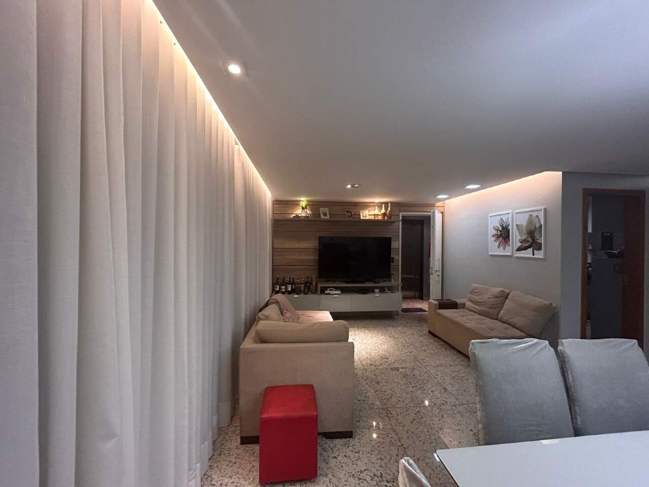 Imagem do imóvel Apartamento à venda, 4 quartos, 1 suíte, 2 vagas, Havaí - Belo Horizonte/MG