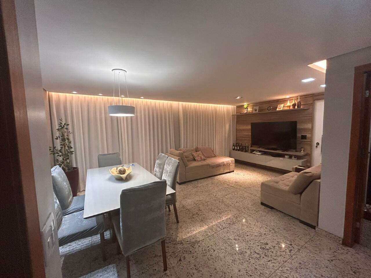Imagem do imóvel Apartamento à venda, 4 quartos, 1 suíte, 2 vagas, Havaí - Belo Horizonte/MG