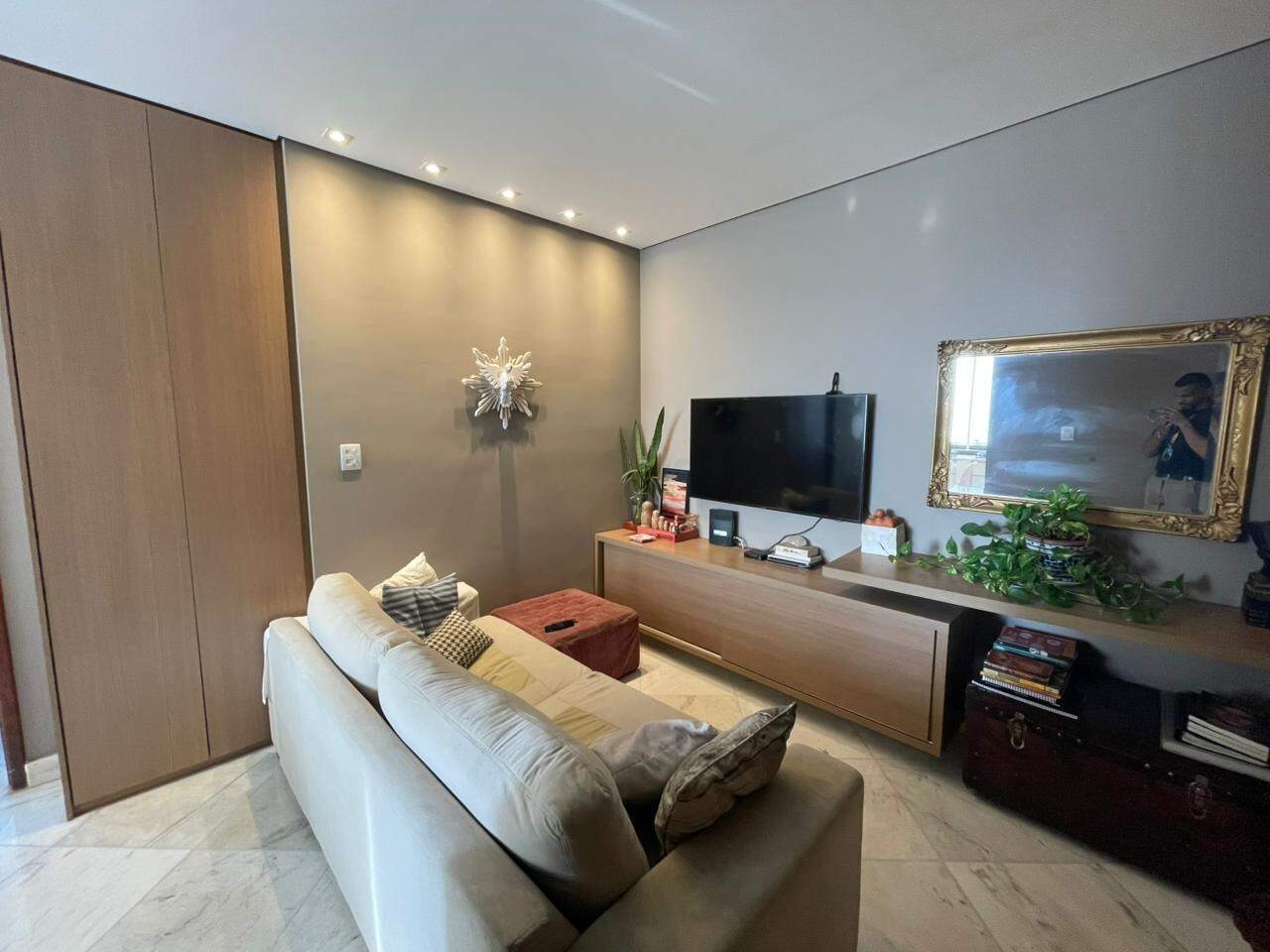 Imagem do imóvel Apartamento para aluguel, 2 quartos, 1 suíte, 2 vagas, Buritis - Belo Horizonte/MG