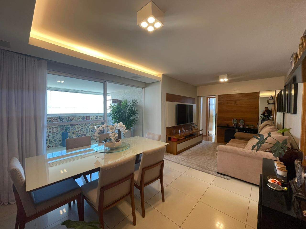 Imagem do imóvel Apartamento para aluguel, 3 quartos, 1 suíte, 2 vagas, Buritis - Belo Horizonte/MG