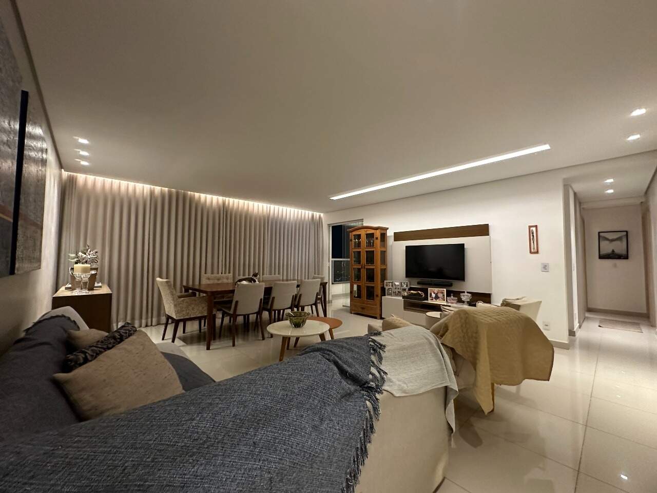 Imagem do imóvel Apartamento para aluguel, 3 quartos, 1 suíte, 2 vagas, Buritis - Belo Horizonte/MG