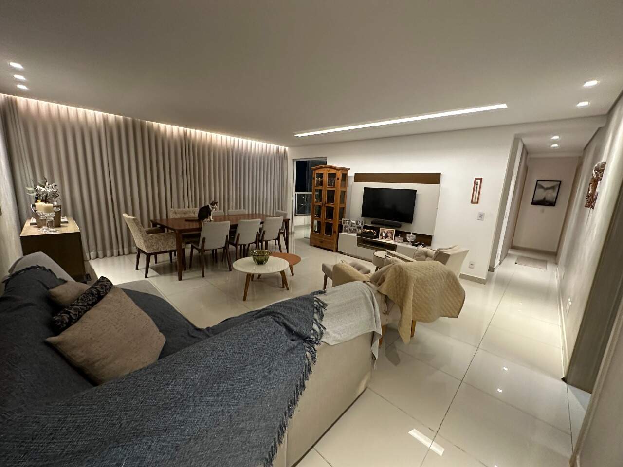 Imagem do imóvel Apartamento para aluguel, 3 quartos, 1 suíte, 2 vagas, Buritis - Belo Horizonte/MG