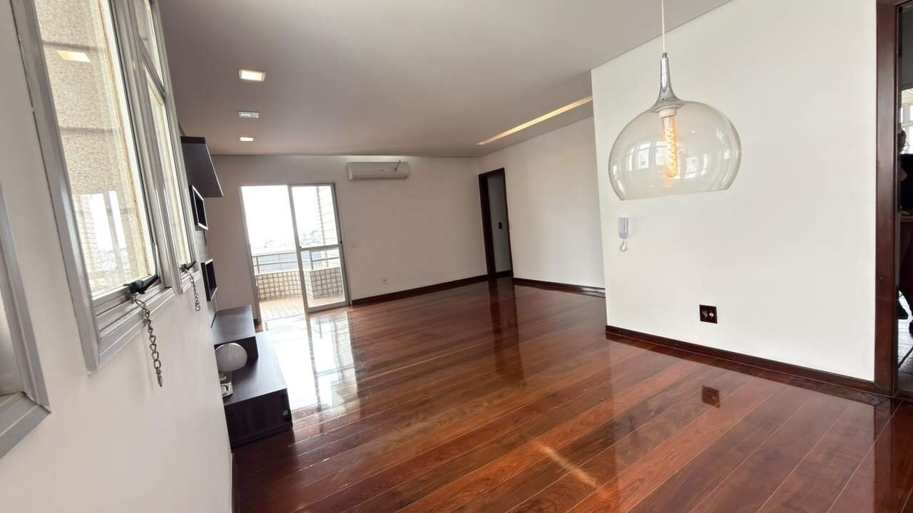 Imagem do imóvel Apartamento para aluguel, 3 quartos, 1 suíte, 2 vagas, Buritis - Belo Horizonte/MG