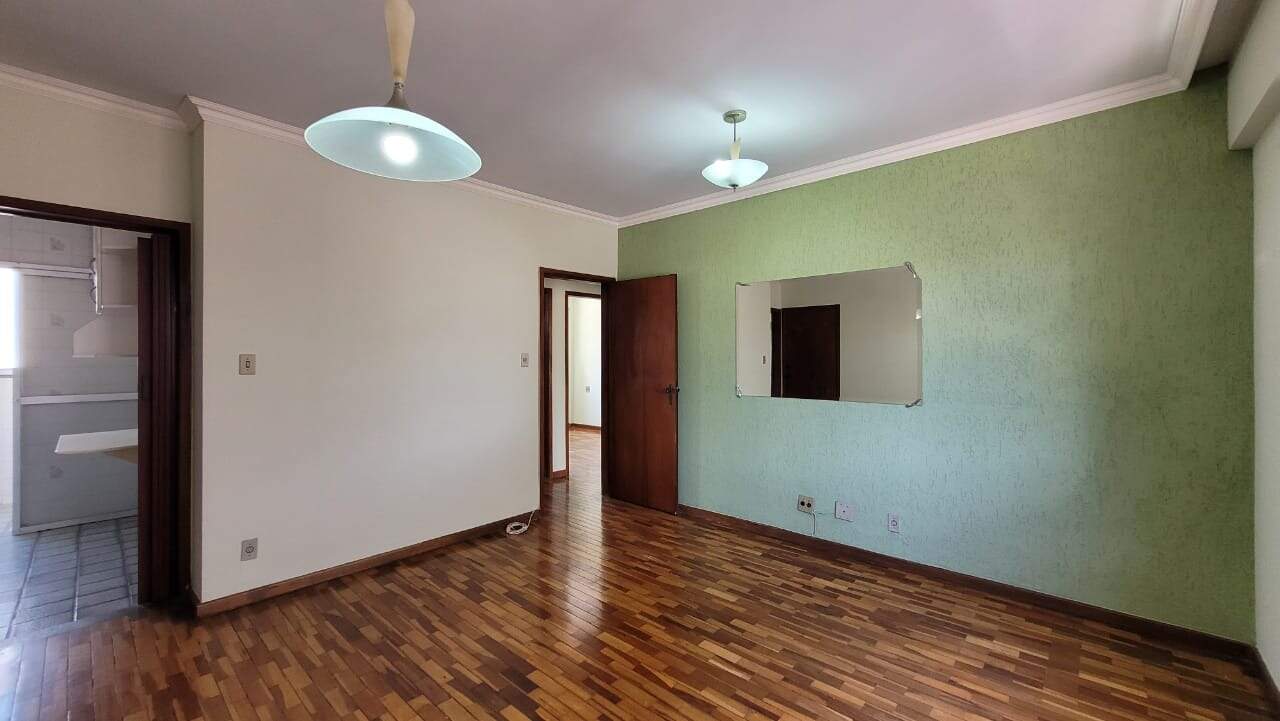Imagem do imóvel Apartamento à venda de 2 quartos no Estoril de 68 m².