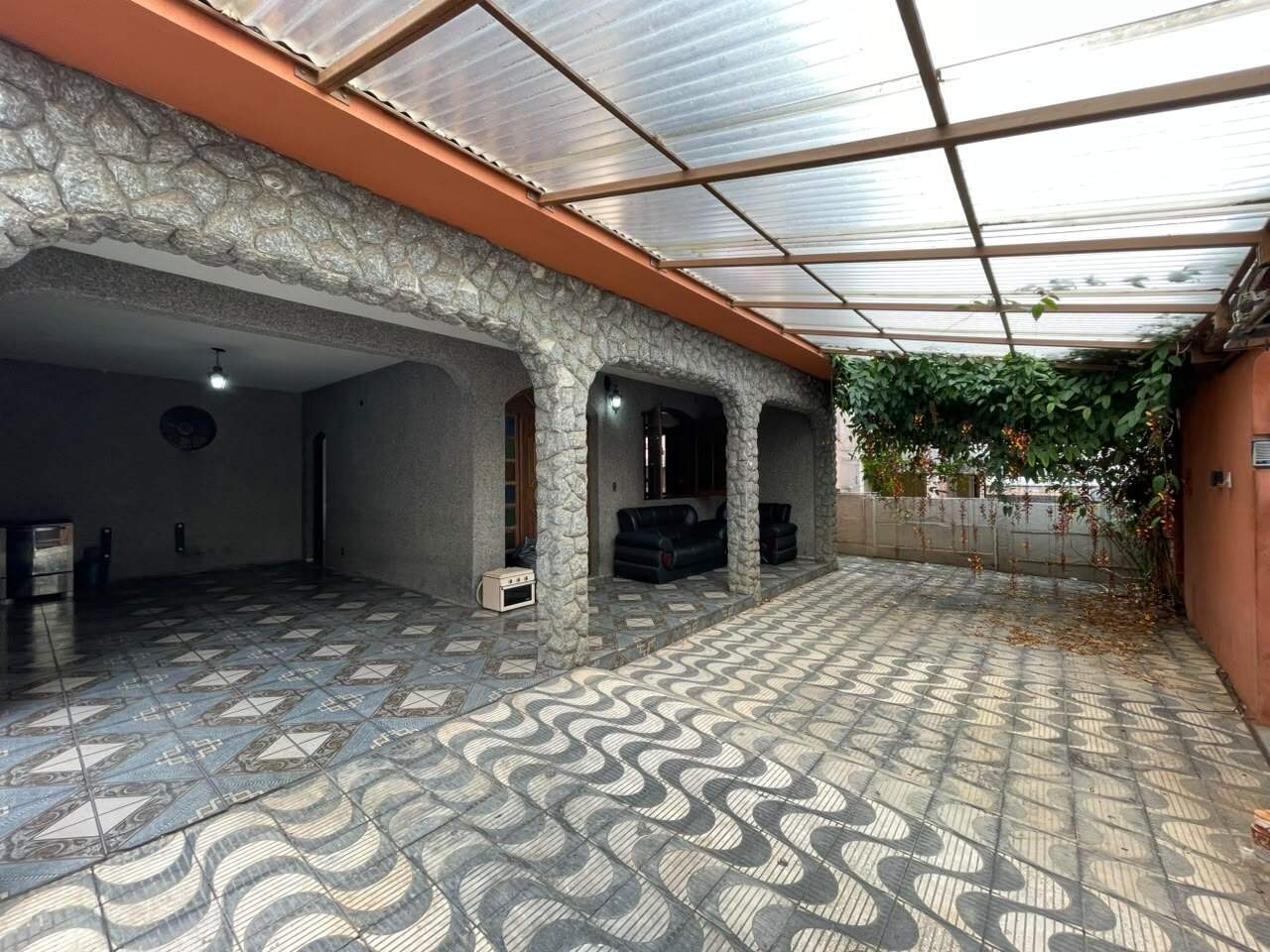 Imagem do imóvel Casa para aluguel, 5 quartos, 4 suítes, 4 vagas, Horto Florestal - Belo Horizonte/MG