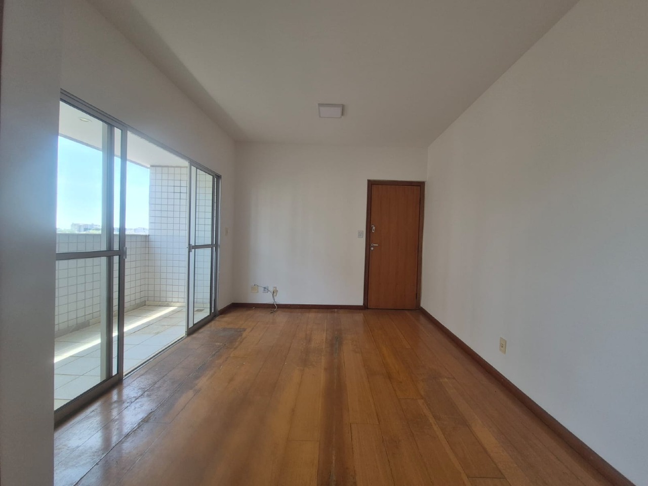 Imagem do imóvel Apartamento à venda, 2 quartos, 1 suíte, 2 vagas, Buritis - Belo Horizonte/MG