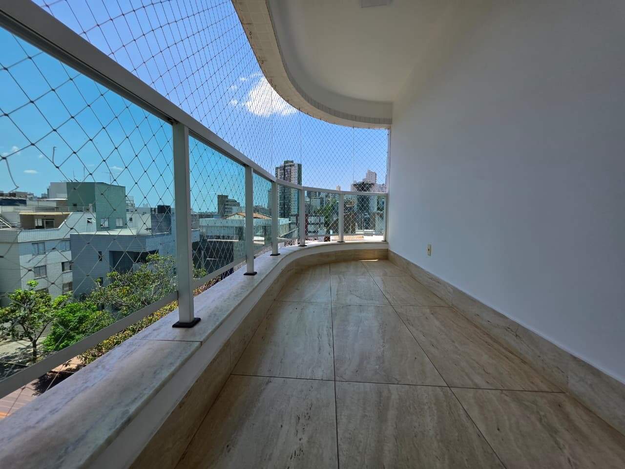 Imagem do imóvel Apartamento para aluguel, 4 quartos, 1 suíte, 3 vagas, Buritis - Belo Horizonte/MG