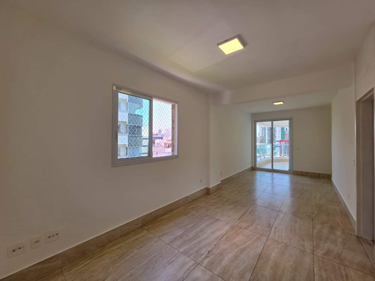 Imagem do imóvel Apartamento para aluguel, 4 quartos, 1 suíte, 3 vagas, Buritis - Belo Horizonte/MG