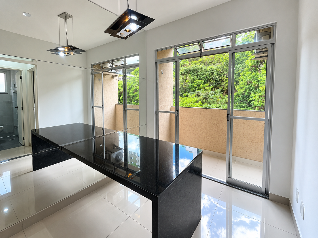 Imagem do imóvel Apartamento à venda, 2 quartos, 2 vagas, Buritis - Belo Horizonte/MG