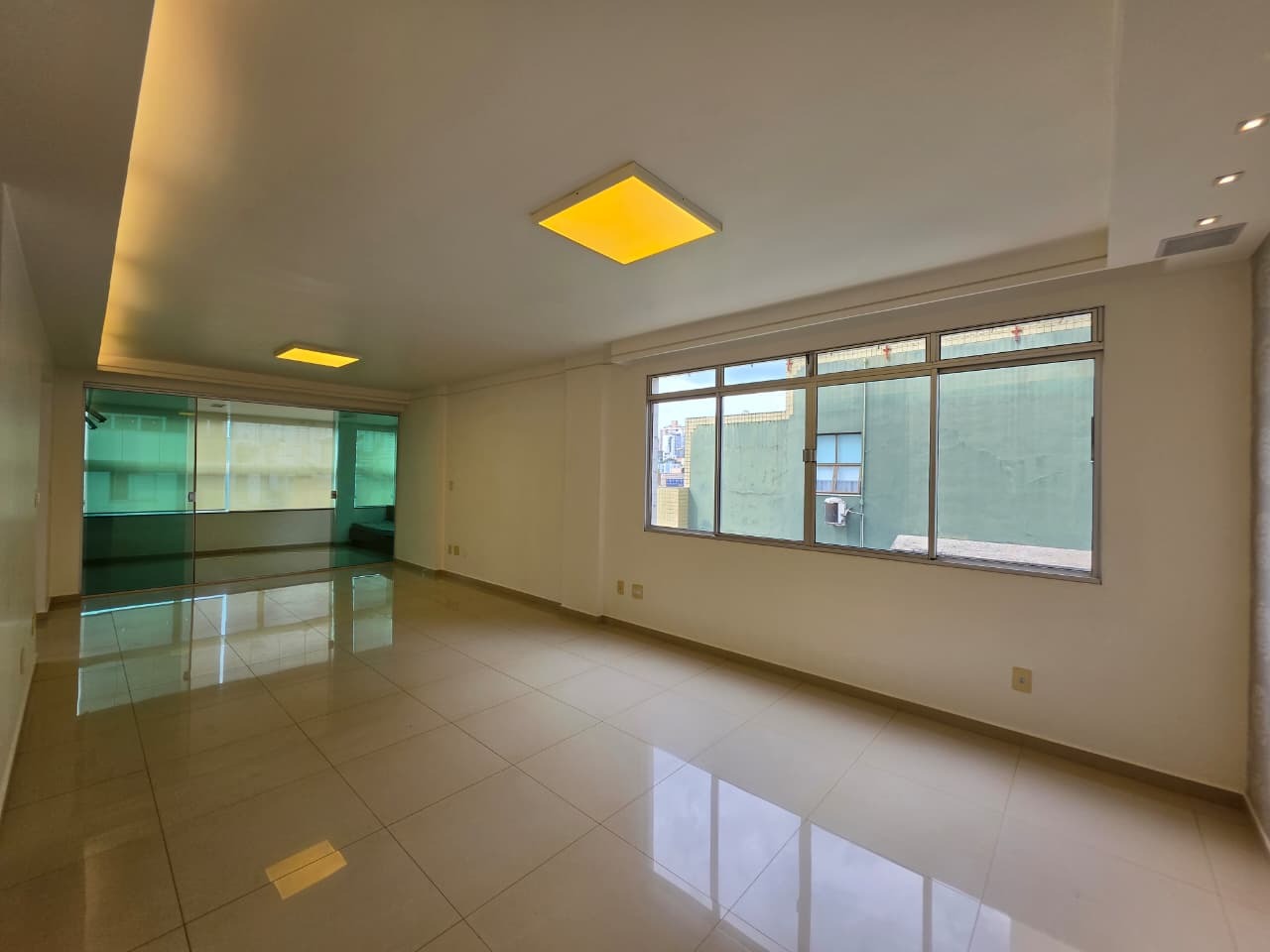 Imagem do imóvel Apartamento para aluguel, 4 quartos, 2 suítes, 4 vagas, Buritis - Belo Horizonte/MG